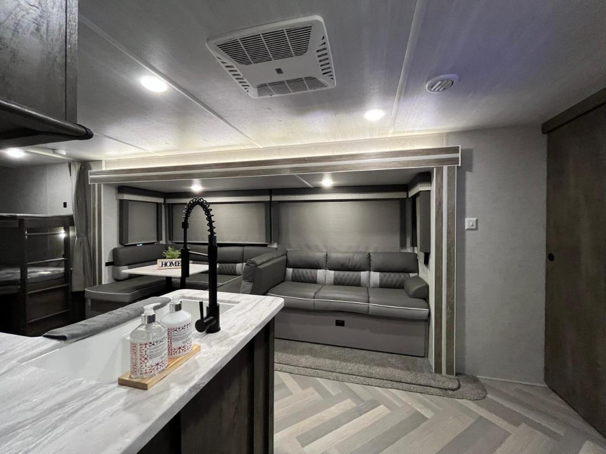 Dreamed Rv Apartment Princeton Bagian luar foto