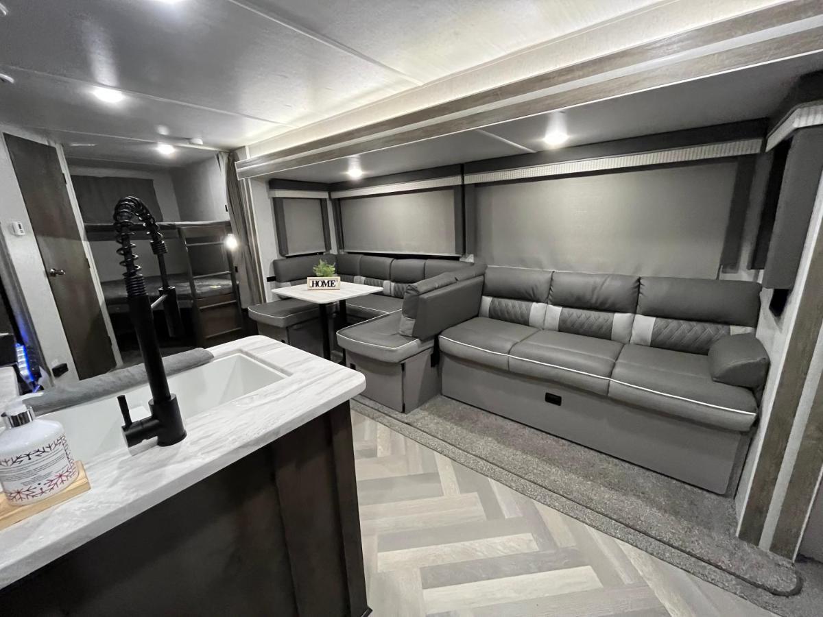 Dreamed Rv Apartment Princeton Bagian luar foto