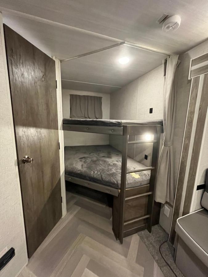 Dreamed Rv Apartment Princeton Bagian luar foto