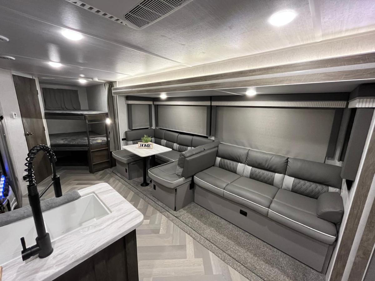 Dreamed Rv Apartment Princeton Bagian luar foto