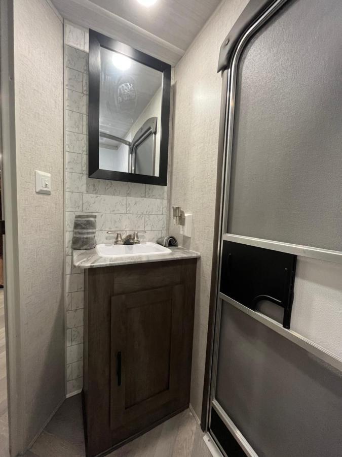 Dreamed Rv Apartment Princeton Bagian luar foto