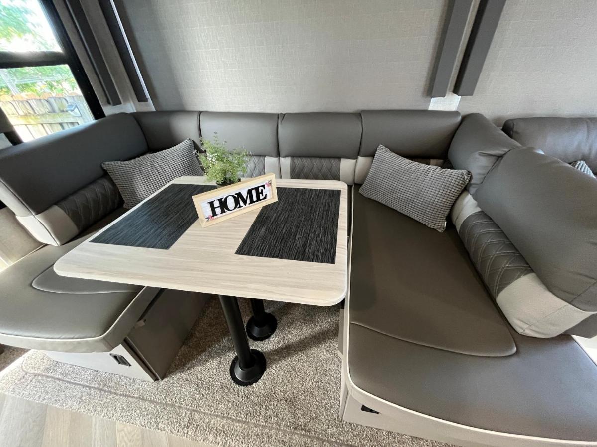 Dreamed Rv Apartment Princeton Bagian luar foto