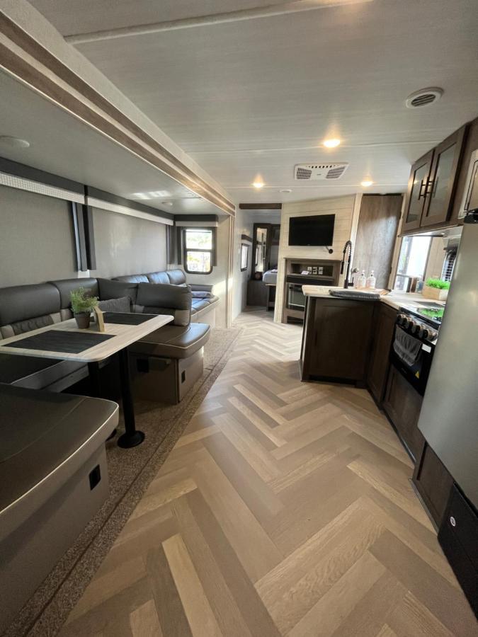 Dreamed Rv Apartment Princeton Bagian luar foto